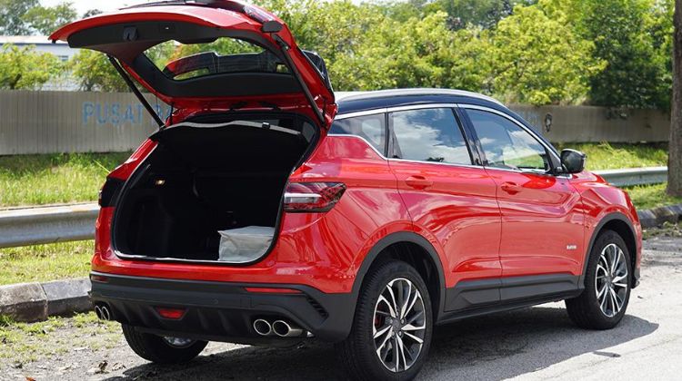 You can put some things on the Proton X50's roof but its owner's manual says you shouldn't