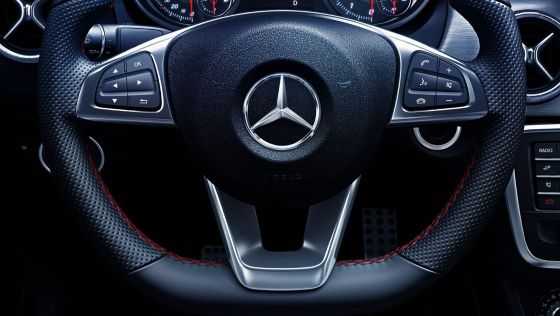 2018 Mercedes-Benz CLA 200 Night Edition Interior 005