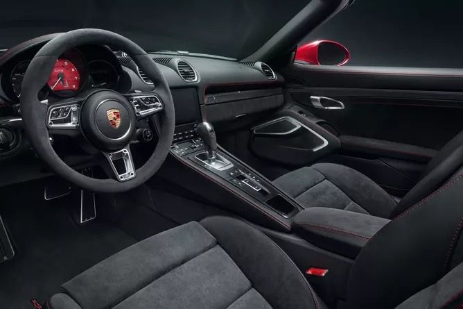 2018 Porsche 718 718 Cayman GTS Interior 002