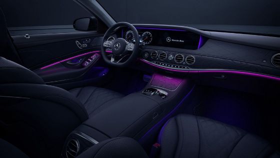 2019 Mercedes-Benz S 560 e Exclusive Interior 002