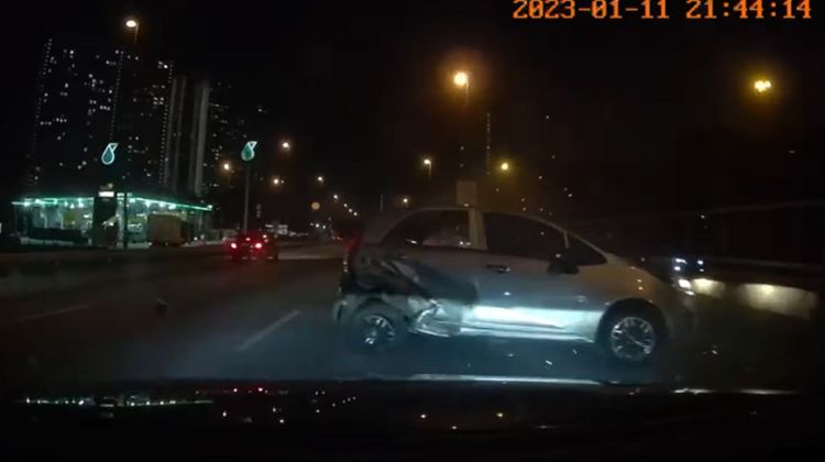 Video: Strong Proton Iriz held up well after being hit by Audi A5 on KESAS, miraculously no injuries