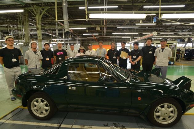 FIRST-GENERATION MX-5 DELIVERED: the Mazda Restoration Programme 02