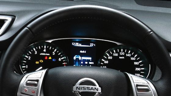Nissan X-Trail (2019) Interior 003