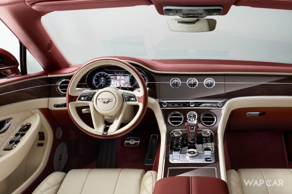 Bentley Continental (2019) Interior 004