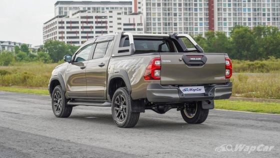 2020 Toyota Hilux Double Cab 2.8 Rogue AT 4X4 Exterior 007