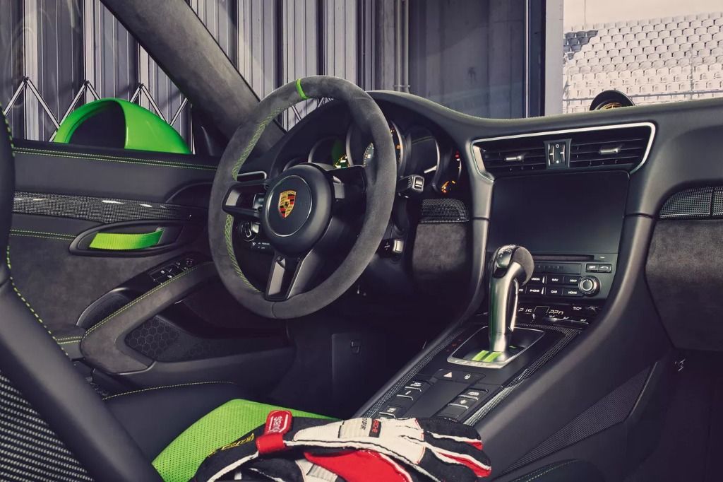 2019 Porsche 911 GT3 RS Interior 001