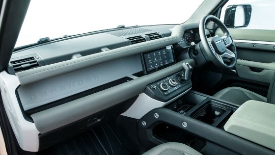 2021 Land Rover Defender 110 Interior 009