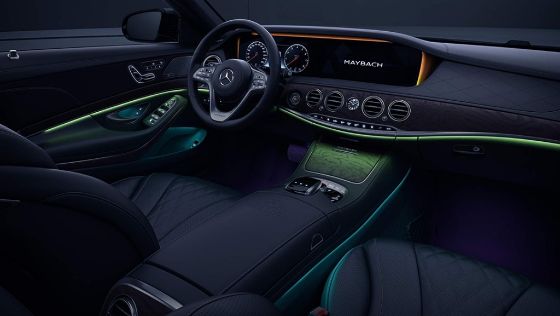 Mercedes-Benz Maybach S-Class (2018) Interior 001