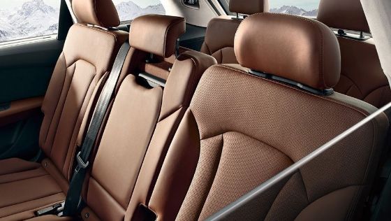 Audi Q7 (2019) Interior 007