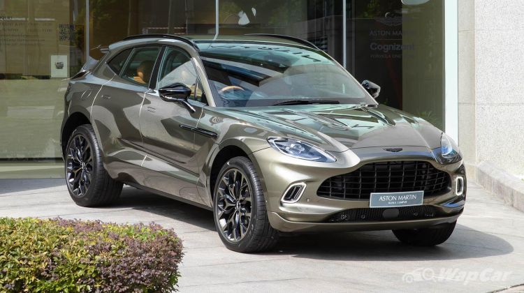 007's family car, the Aston Martin DBX is the perfect performance SUV