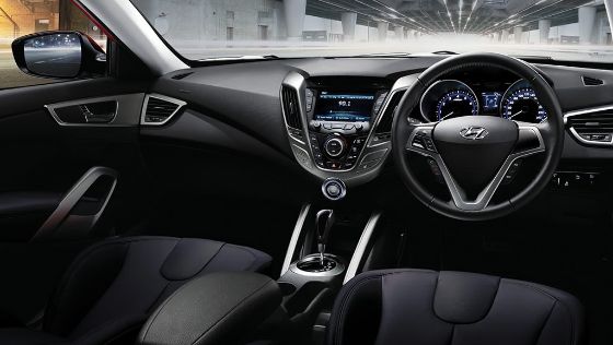Hyundai Veloster (2017) Interior 001