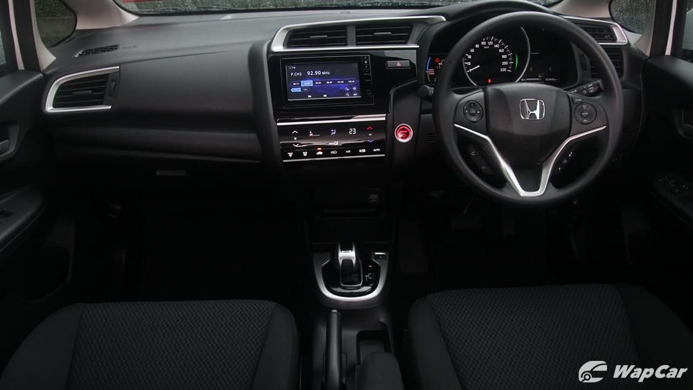 2019 Honda Jazz 1.5 Hybrid Interior 001