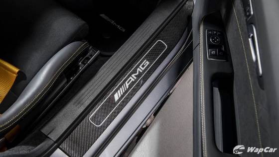 2019 Mercedes-Benz AMG GT R Interior 009