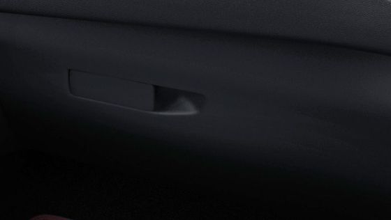 Peugeot 308 (2017) Interior 004