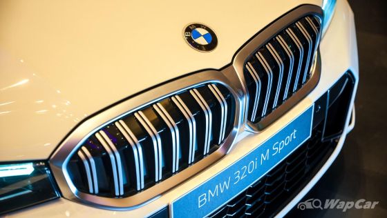 2023 BMW 3 Series 320i M Sport Exterior 005