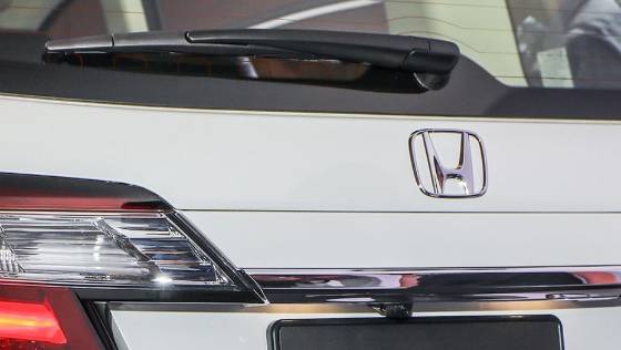 Honda Odyssey (2018) Exterior 007