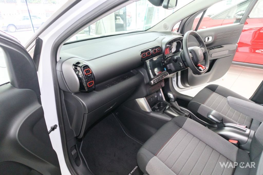 2019 Citroën C3 AIRCROSS SUV Interior 003