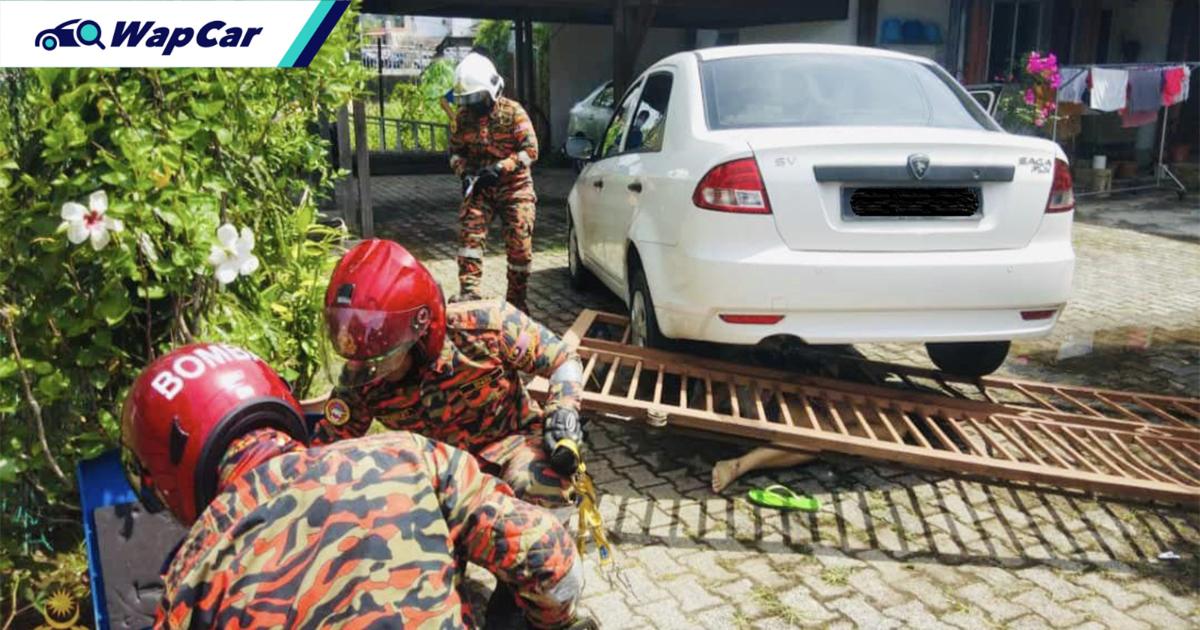 Proton Saga rempuh pagar rumah, hempap dan sepit wanita Indonesia hingga parah di KK 01