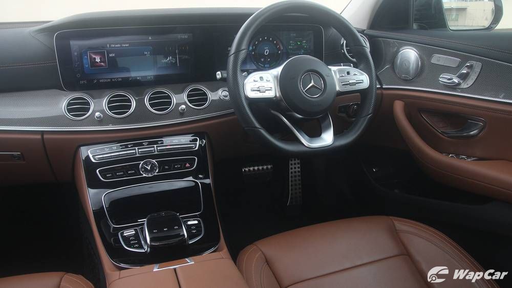 2019 Mercedes-Benz E-Class E 350 AMG Line Interior 002