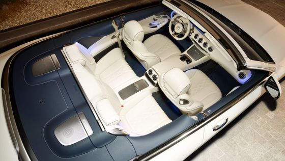 Mercedes-Benz S-Class Cabriolet (2018) Interior 012