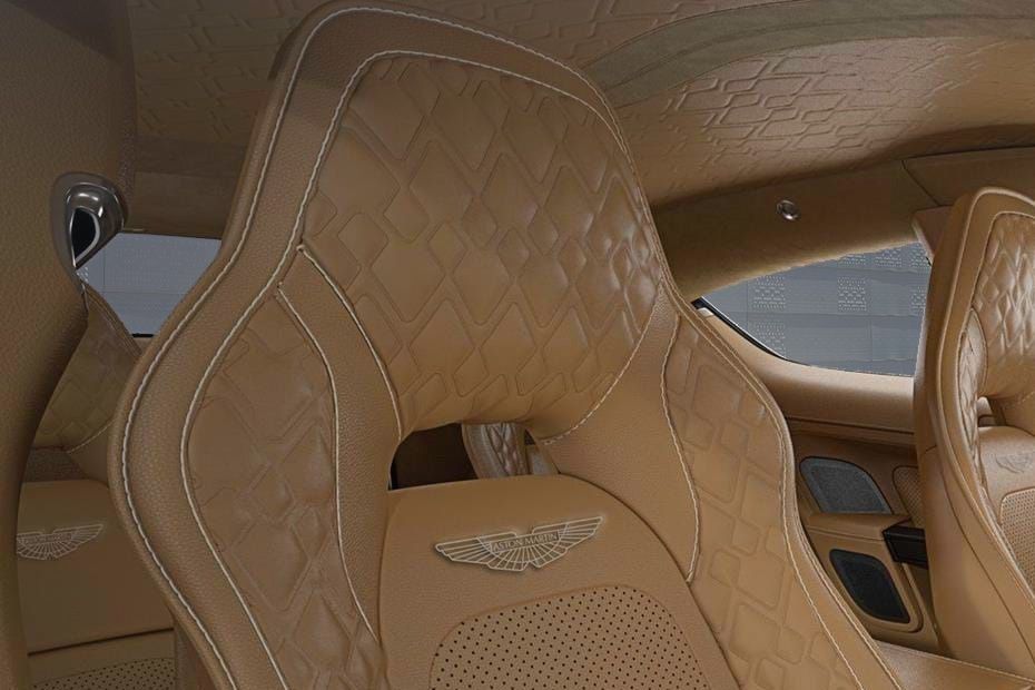 Aston Martin Rapide S (2015) Interior 003