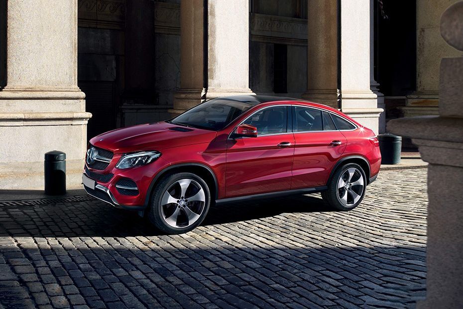2018 Mercedes-Benz GLE Coupe GLE 400 4Matic Coupe AMG Line Exterior 001