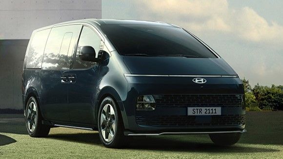 2022 Hyundai Staria 10-seater Plus