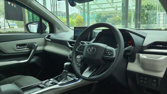 2022 Toyota Veloz 1.5 AT Interior 008