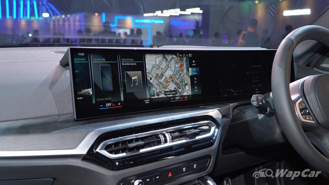 2022 BMW i4 eDrive40 M Sport Interior 005