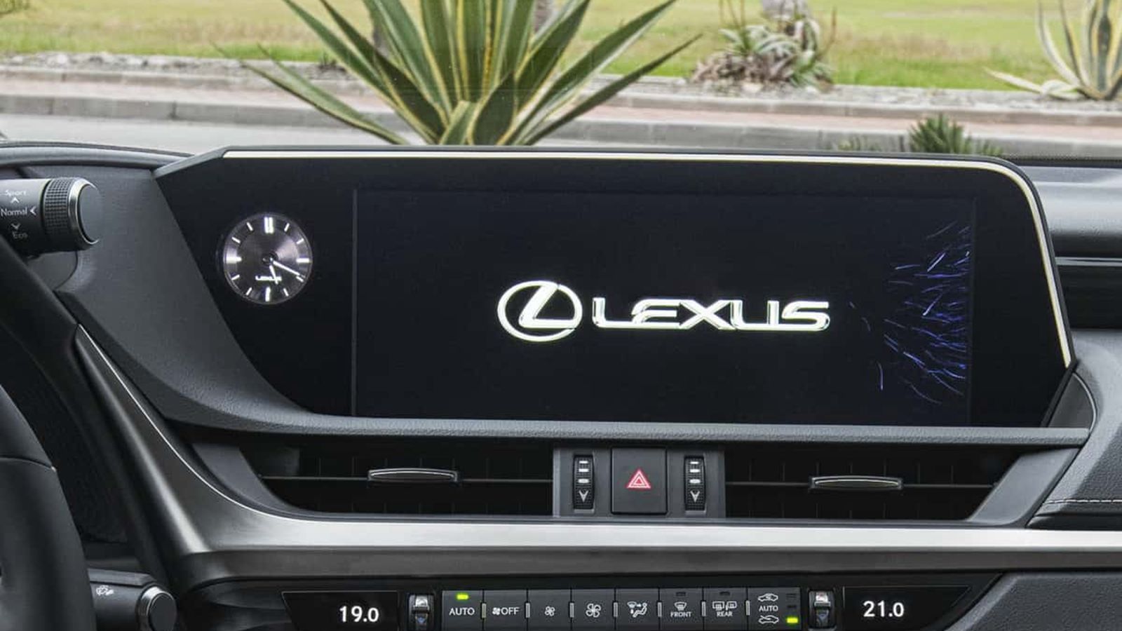 2021 Lexus ES 250 Limited Edition Interior 004