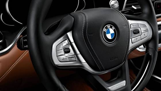BMW 7 Series (2019) Interior 002