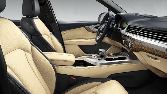 Audi Q7 (2019) Interior 005