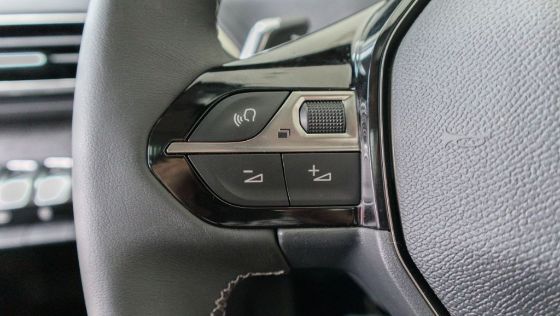 2019 Peugeot 3008 THP Plus Allure Interior 007