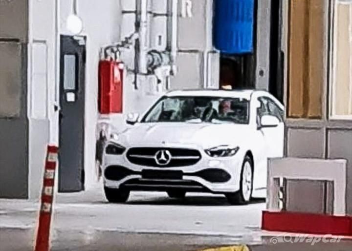 Spied: All-new W206 Mercedes-Benz C-Class spotted without camouflage!