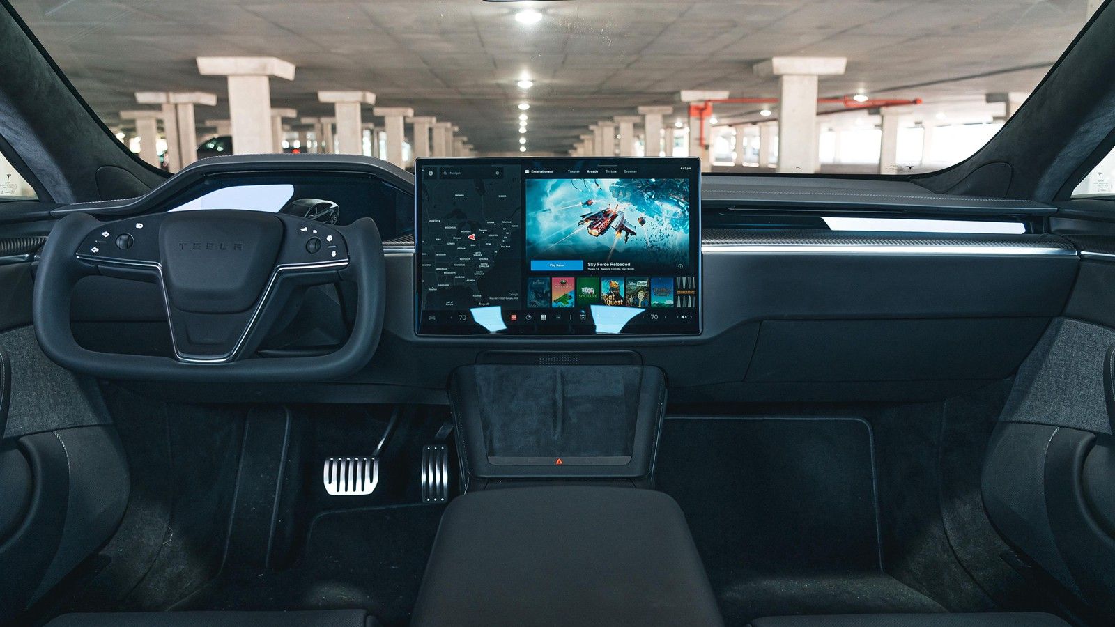 2022 Tesla Model S AWD Interior 003