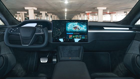 2022 Tesla Model S AWD Interior 003