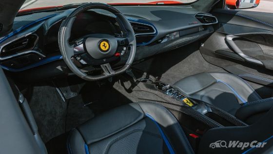 2022 Ferrari 296 GTS V6 Interior 002