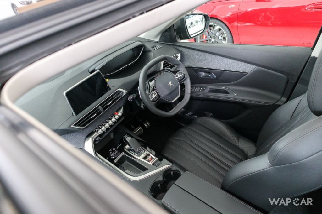2019 Peugeot 5008 THP Plus Allure Interior 004