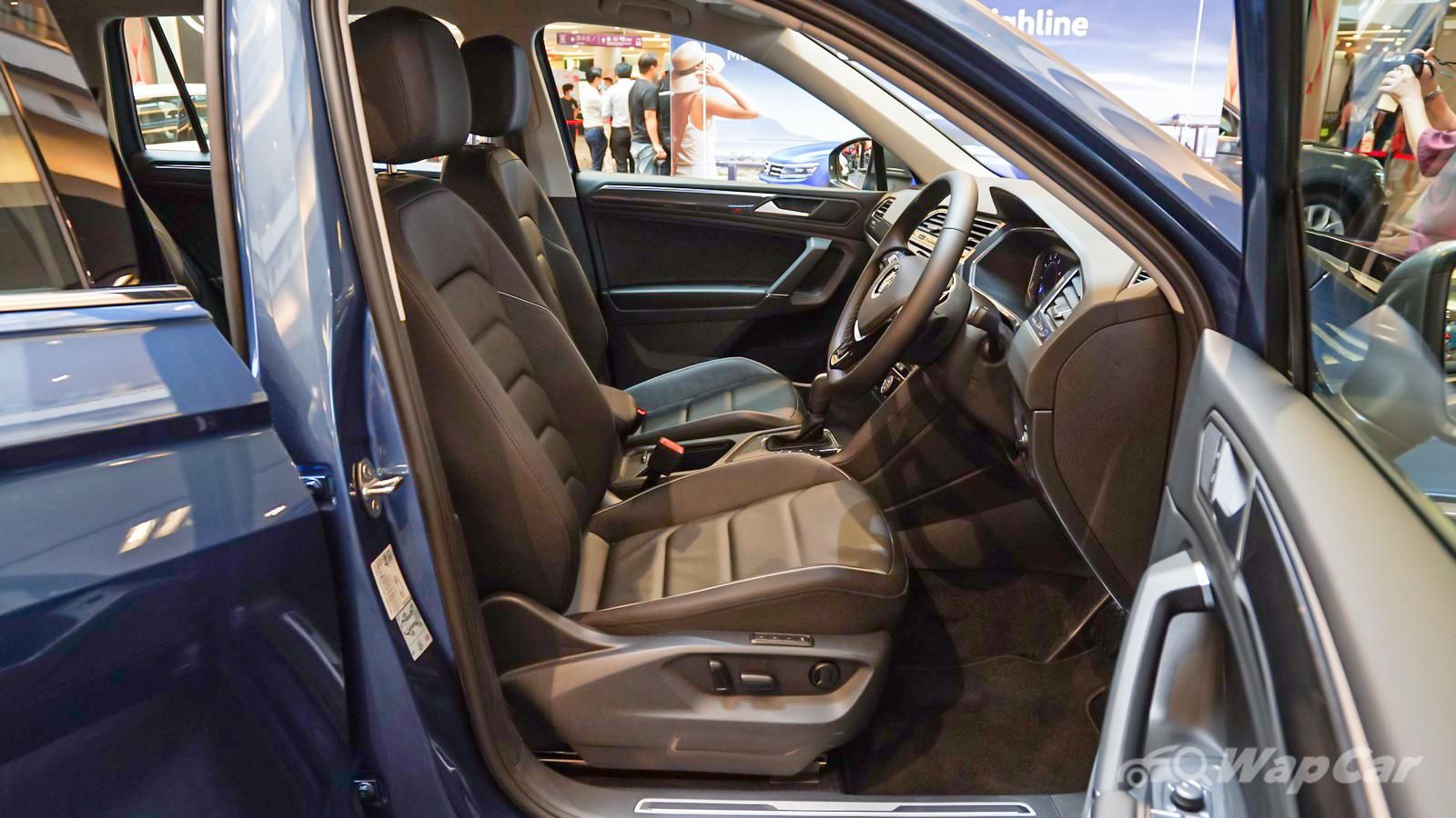 2020 Volkswagen Tiguan Allspace 2.0TSI R-Line Interior 005