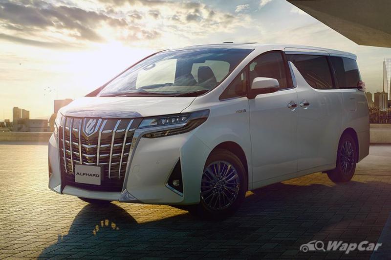 These 5 Chinese copycats look like the Toyota Alphard but cost as much as an Innova 02