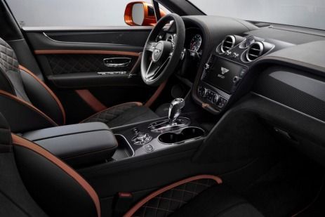 Bentley Bentayga (2019) Interior 001