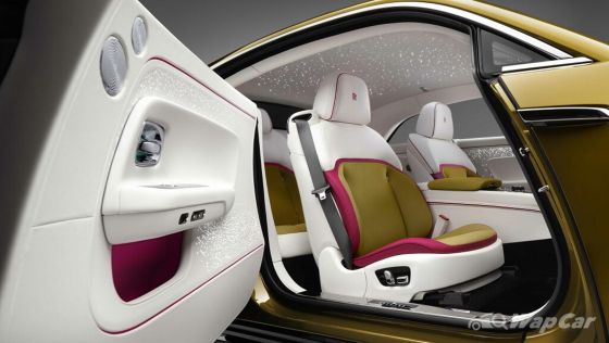 2023 Rolls Royce Spectre Interior 009