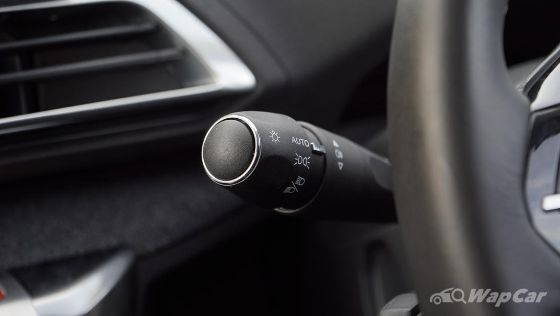2021 Peugeot 5008 Allure Interior 009
