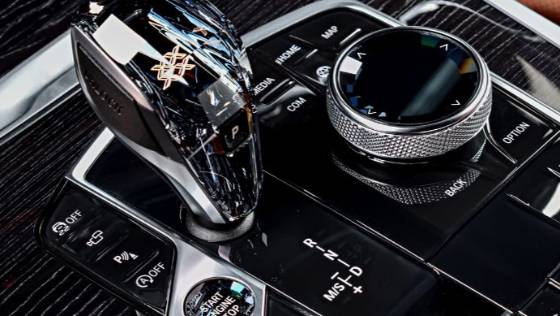 BMW X7 (2019) Interior 005