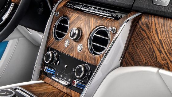 2018 Rolls-Royce Cullinan Cullinan Interior 007