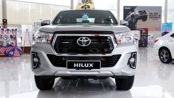 2018 Toyota Hilux Double Cab 2.4 L-Edition AT 4x4 Exterior 002