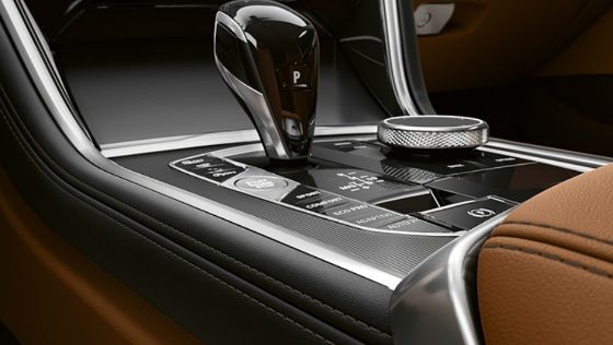 BMW 8 Series (2019) Interior 007