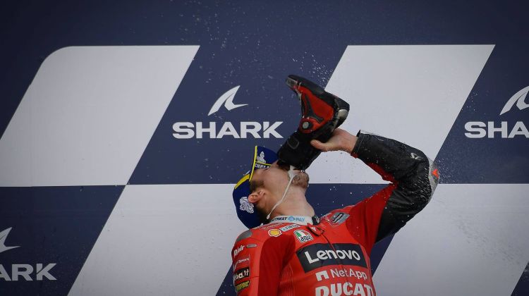 Ducati menang lagi, Valentino Rossi tonjol 'sedikit' peningkatan di Le Mans!
