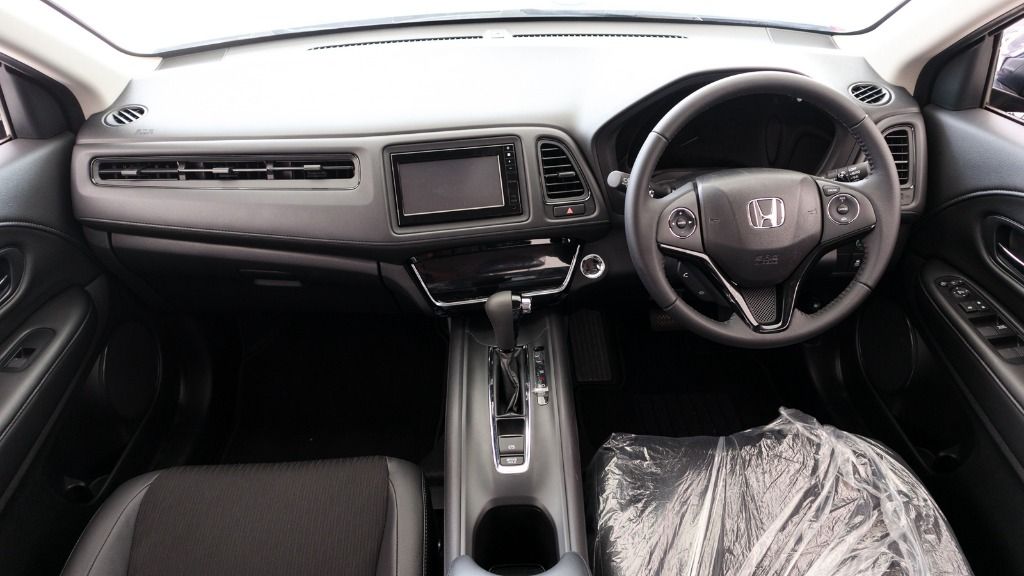 2019 Honda HR-V 1.8 E Interior 001