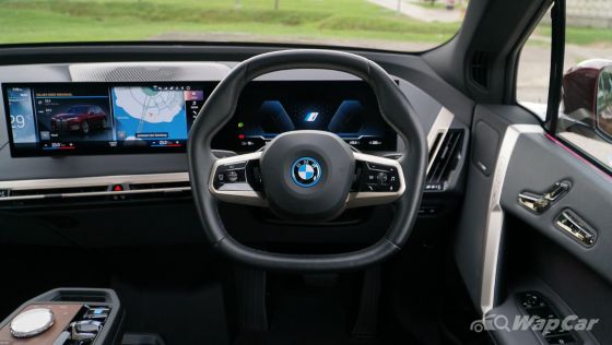 2021 BMW iX xDrive40 Sport Interior 002